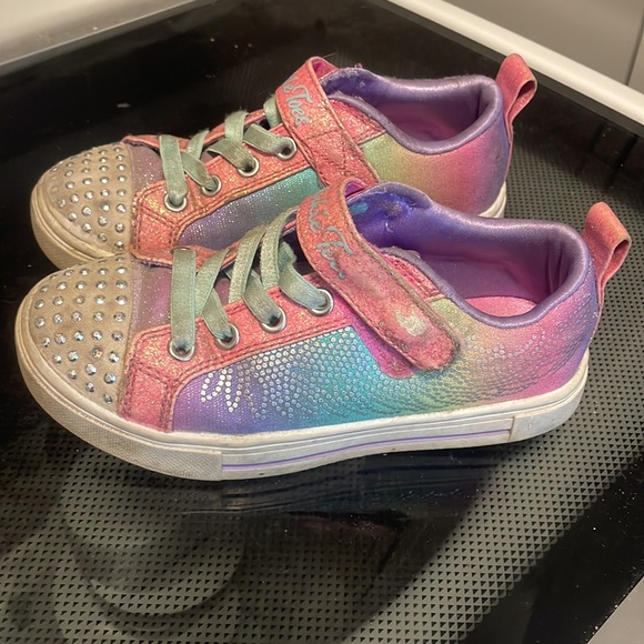 Twinkle Toes light up rainbow shoe - Picture 2 of 5